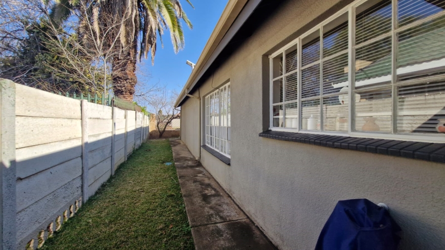 3 Bedroom Property for Sale in Potchefstroom South North West